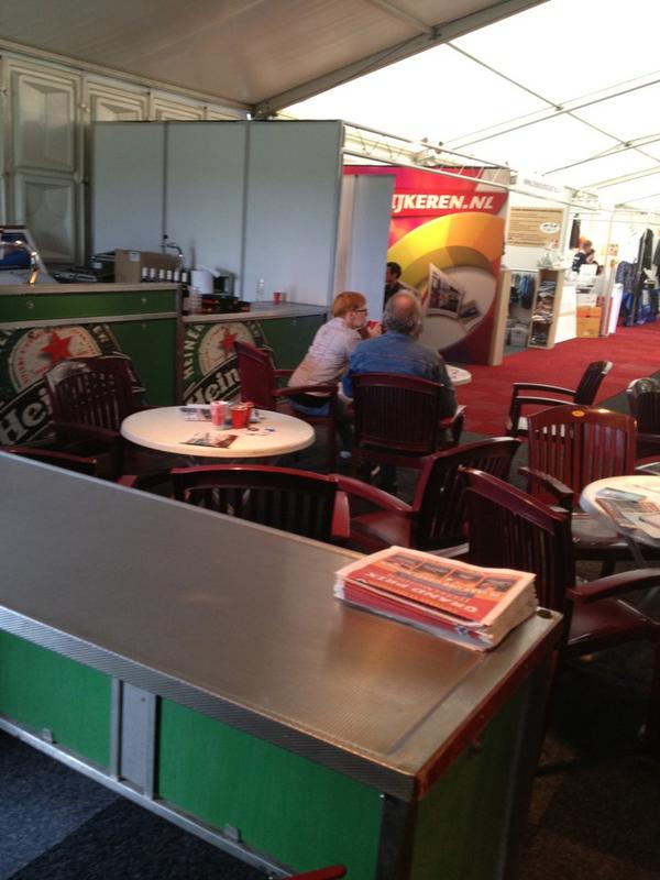 Bottenbergvis's tweet photo. Vandaag verzorgen wij ook de catering op de #OndernemersbeursIJsselmuiden 
Vanavond tot 10 uur bier staat koud http://t.co/to62pA8G