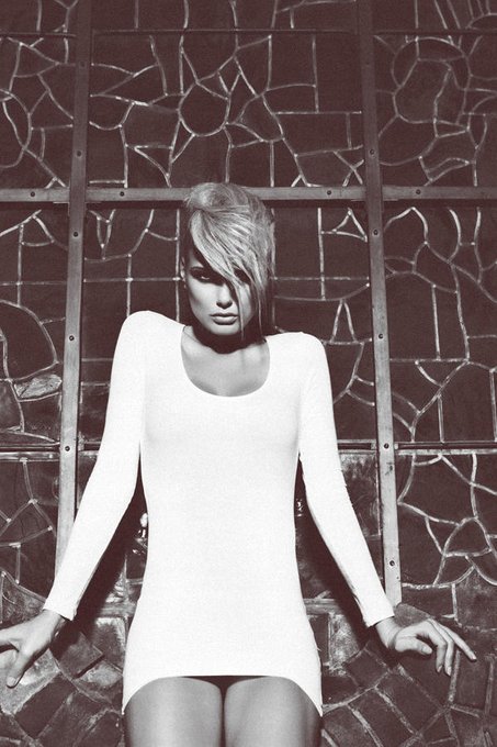 I'm back! http://t.co/a1NiENA6 And I'm back with some new pictures! http://t.co/5ofrBFpu