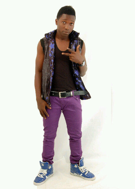 CwanORI's tweet photo. NeW fReSh LoOk..it's dA OfFicIaL Prince Of R&amp;B AFrIcA....C'WAN (@CwanORI ) http://t.co/DqiEbHcz
