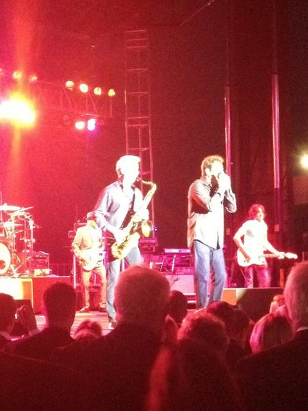 awags10's tweet image. Huey Lewis and the News #TreadsandThreads #HeartandSoul @babrown12