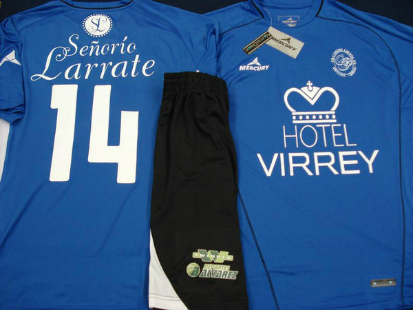 sannybrandao's tweet photo. @HotelVirreySala Y asi quedan las camisetas azules... http://t.co/EqTOTUum
