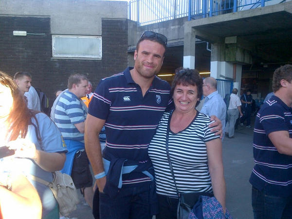 katieimperato93's tweet image. @Jamiehuwroberts you and my mum tonight! #workedtogether! #royalgalm! #retweet?:)