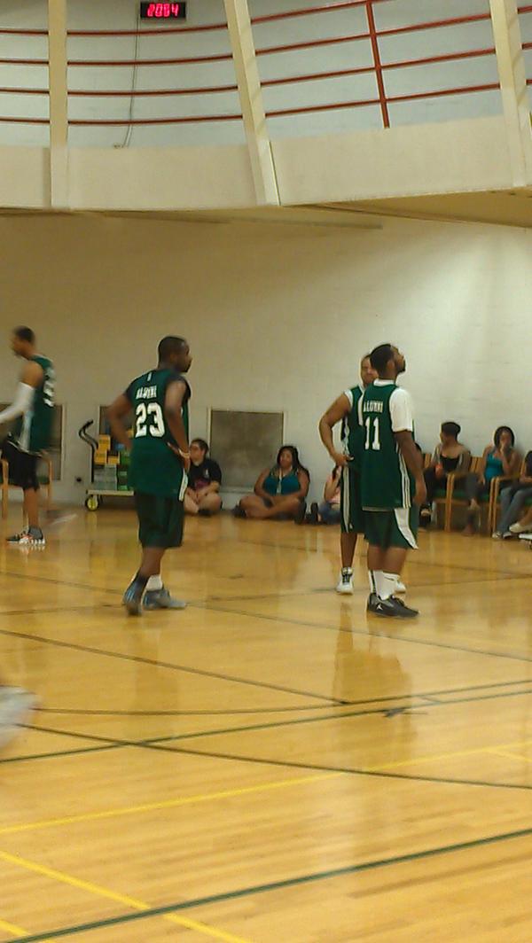 EMUBlackAlumni's tweet image. Alumni vs Students game to begin very soon! #EMUBA is here, are YOU??? #TeamEMU #liveweekend