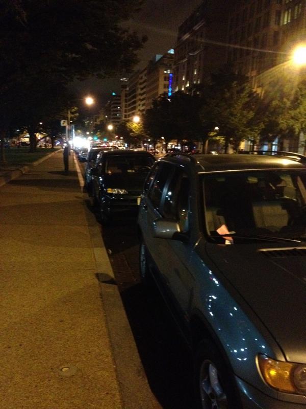 LSlay19's tweet image. #DC is a #moneyracket.  There is nowhere to park.....they just right everybody tickets.....#ultimateswindle