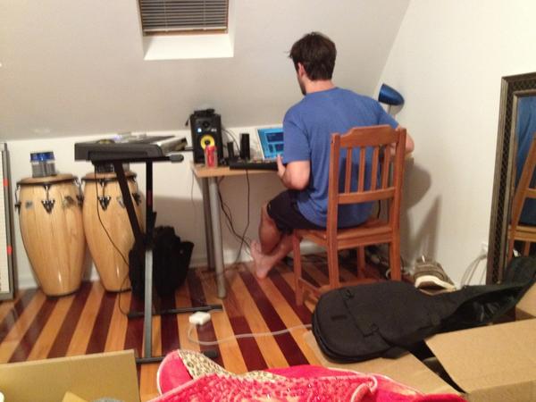 Choreography2's tweet photo. Got the new keyboard...@DanceCheetah is going at it! http://t.co/4tQKANvG