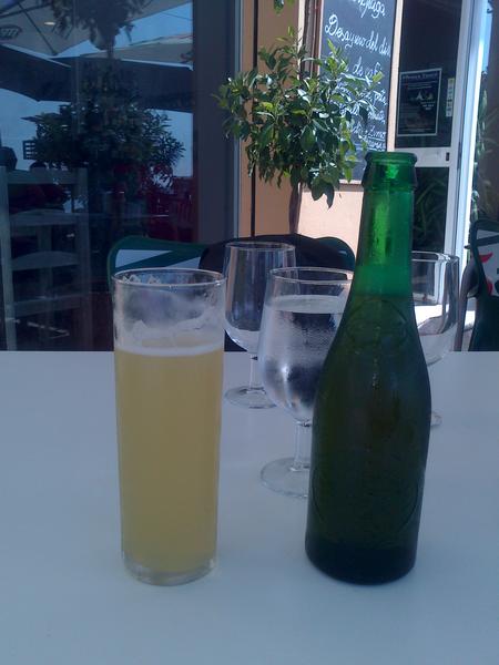 CarlosDF87's tweet photo. Parada técnica chilches- málaga con @AdoCoroDiez http://t.co/OtdQoJO