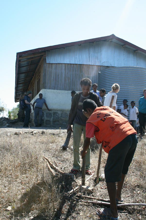 spenditwell's tweet photo. Rotary Port Melbourne funding 2 water free toilets for Festau School - work underway. http://t.co/RvQUi0UT