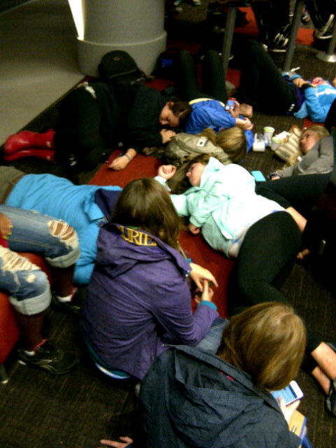 BlueRangers2012's tweet photo. It's #ShineDay Raingers! Dont let the weather get you down! Shine hard for us! #oweek2012 #WLUOWeek #NeedSleep #SadFace http://t.co/oPDvGK0z