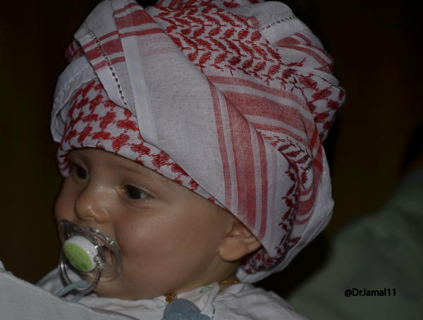 الدكتور جمال الملا على تويتر طفل اعجبني في دبي طفل يرتدي الشماغ Http ti ko uhl 8 bihr