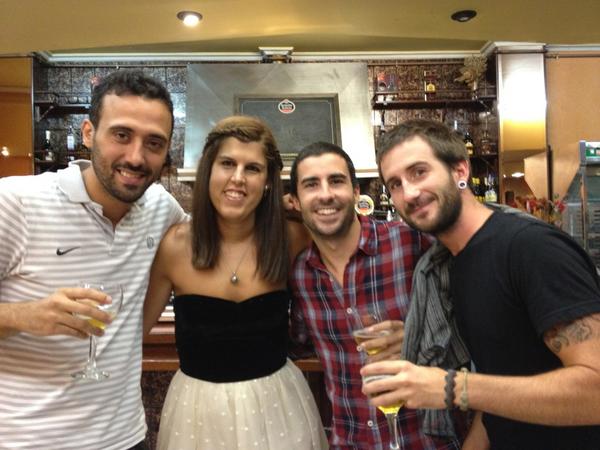 Cenita en lugo coonn los tweeteros!! <a href="/y0se_/">Yoseba Iglesias</a> <a href="/nahianebra/">Nahia Nebra</a> <a href="/Txab_naknak/">Txab Irul Oh</a>