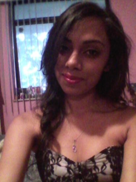 TaliishaR's tweet image. Oh yeah pulled out the red lipstick ri after summer, #bravemove #tanned