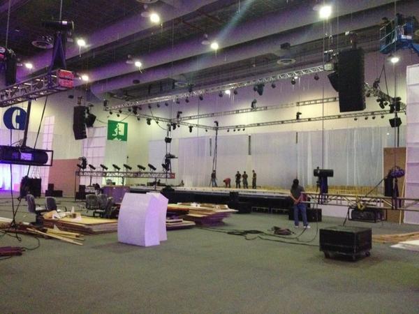 GrupoEcodsa's tweet photo. Premontaje Ceremonia de Inauguración #CMP2012 mañana publicaremos imágenes del resultado http://t.co/9m5SFjDS