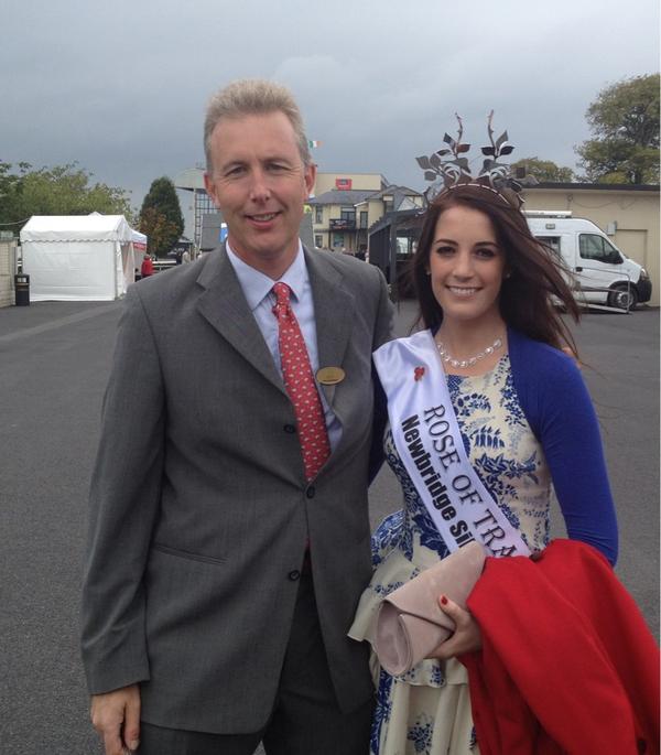 curraghrace's tweet image. Evan Arkwright welcomes the 2012 Rose of Tralee Nicola McEvoy to the #Moyglare Stud Stakes day