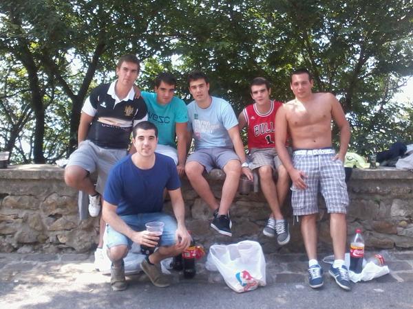 JonAburt's tweet photo. #Estropadak2012 con @Lander_10  @javiersantan @salvamondria @UnaiSolar @sgutie23 http://t.co/bFK2aRZR