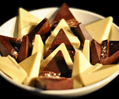 FoodFromHeaven's tweet photo. RT als je Toblerone lekker vindt! #FoodFromHeaven http://t.co/ELwfVQfb