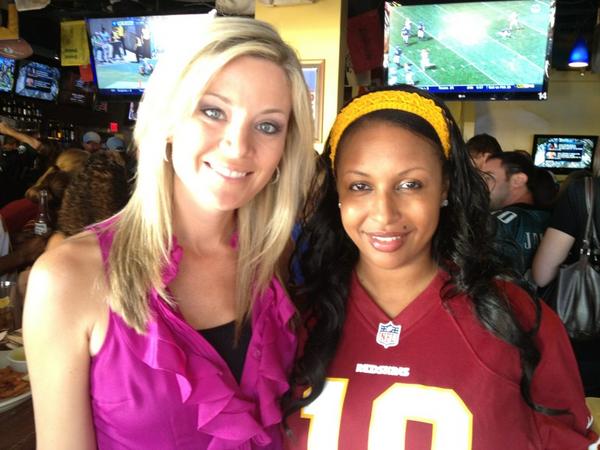cbs11ken's tweet photo. @Lizzs_Lockeroom @KristenBerset @wusa9 tweet up event @caddiesoncordell Bethesda. #RG3begins #Gameon http://t.co/WvFiLNot