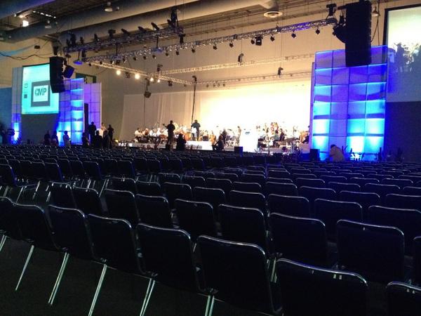 GrupoEcodsa's tweet photo. Ya estamos listos - Ceremonia de Inauguración #CMP2012 http://t.co/Rnr3Dudu