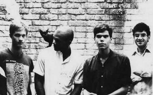 Rock_Oct's tweet image. "Vem cá, meu bem, que é bom lhe ver O mundo anda tão complicado Que hoje eu quero fazer tudo por você..."