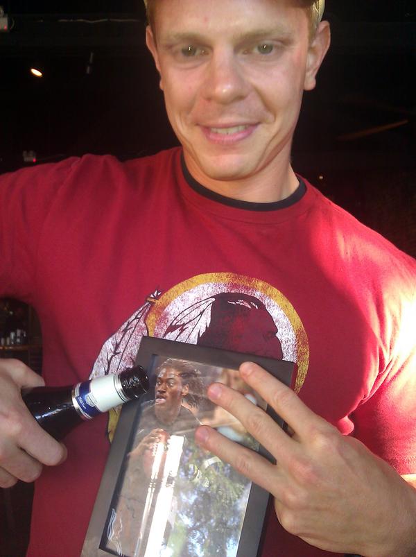 TBC_RVA's tweet photo. RG3 celebrating at ON THE ROX #RVA http://t.co/ixzHIMD5