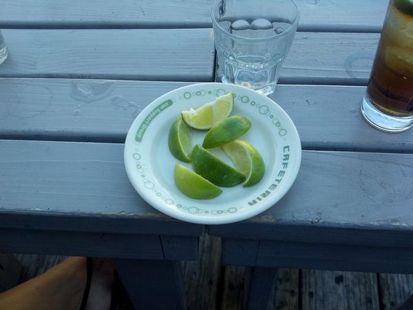 DanandJack's tweet photo. Got limes? #raging @mollywiggin http://t.co/0YcxYGVp