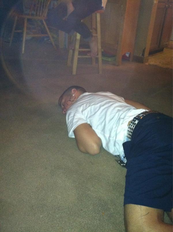 GentileNate's tweet image. #EmabarassYourBestFriend @camiam94 #firstonedown