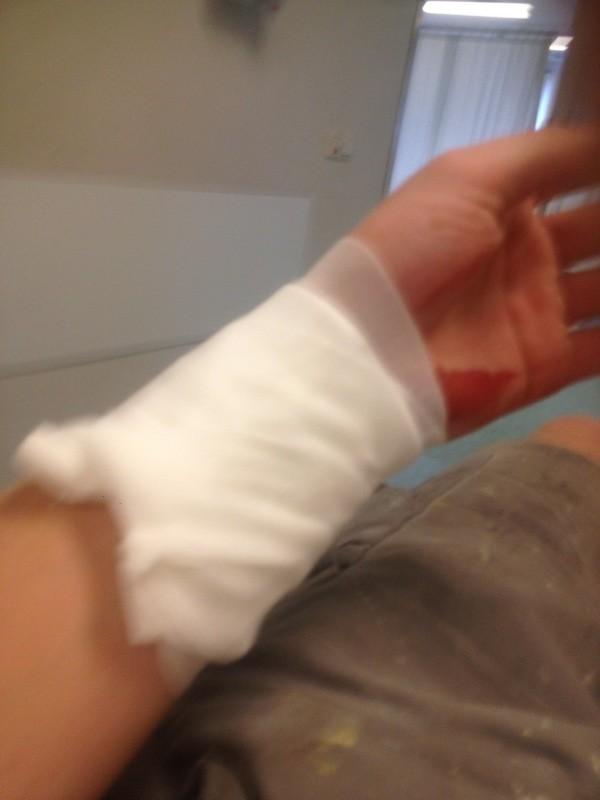 moerengijs's tweet photo. Heb ik weer lekker Begin van de week http://t.co/6YVqJXAG
