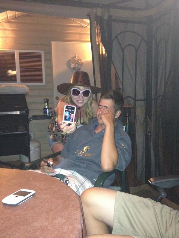 LucassCameron's tweet image. #embarrassyourbestfriend Matthew hahaaha #enjoyingyourself ?