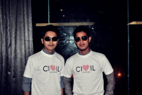 afafismail's tweet image. door gift civil dinner khas utk budak civil yg awesome designed by afaf &amp;amp; bob :D #civillegends