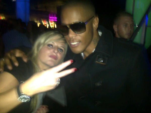 bakerlips's tweet photo. @RomeoLondon wicked Performance @ butlins Loved Ittttttt #REEM http://t.co/rK474ytB