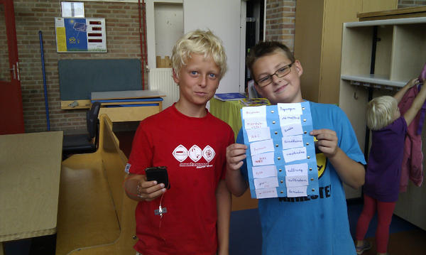 Zelf gemaakt: elektraspel met thema voetbal! #trots #techniektorens