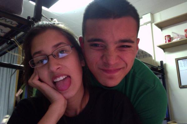 Kenzie910's tweet image. @BryanGonzalez94 #dormlife #looooooser #internetless #thankyou #homework #latenights