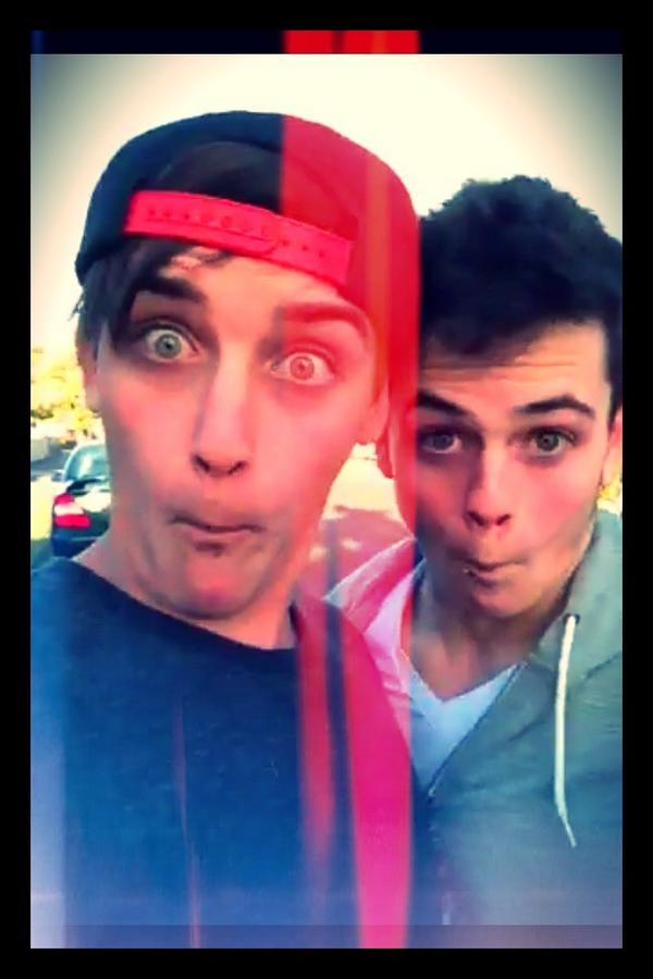 clovertia's tweet photo. @danielsahyounie @BrooksBeau by far most attractive look now...Guess I'm now I'm a fan(: http://t.co/N868ch6r