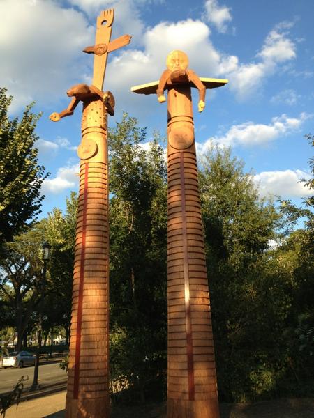 SmithsonianNMAI's tweet photo. Newly installed Rick Bartow sculpture on the NW corner of the @smithsoniannmai http://t.co/no3wmFN0