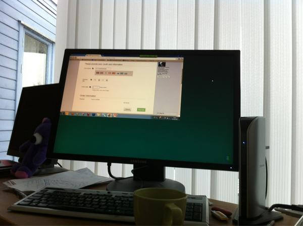 Trondskundberg's tweet image. On a webinar with @vendorshop and Dibs. About #Fcommerce, not #Ecommerce.