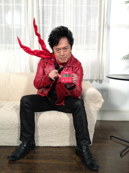 Ichiro Mizuki ナイショにしてたお仕事のひとつが 今日 発表になった ビックカメラ とユニクロが合体した ビックロ のcmソングだゼーット 手に持っているのは店内に設置されるガチャガチャで当たる置き時計のビックロック Http T Co Uanqg6ho Ichiro Mizuki ナイショにしてたお仕事のひとつが 今日 発表になった ビックカメラ とユニクロが合体した ビックロ のcmソングだゼーット 手に持っているのは店内に設置されるガチャガチャで当たる置き時計のビックロック Http T Co Uanqg6ho