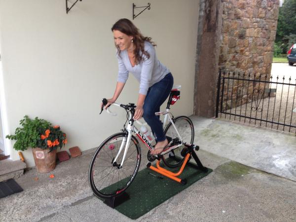 tobygarbett's tweet image. Flipflops makes me think it just for show. Want to see sweat without the tears @ewflowersoxford #doesitfit #betterPic