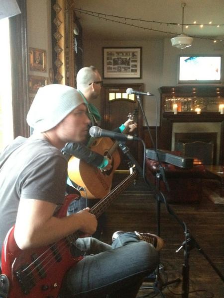 First night of live music with ozzy Dave &amp; Justin! Every Tuesday from now on!