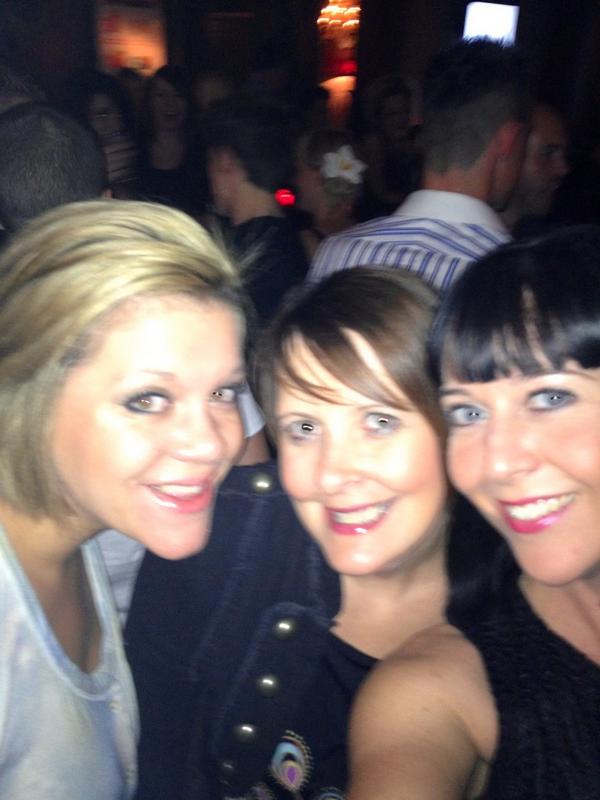 BambiDuffin's tweet image. @KymblesB @RSiddon Gorgeous ladies ! #puckface