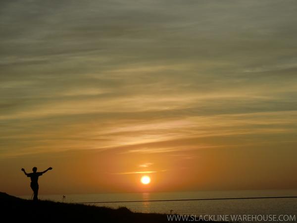 SlackWarehouse's tweet image. Highline at sunset over the sea, beautiful