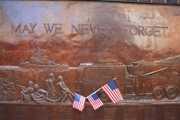 texasroadhouse's tweet photo. RT this as we honor all the victims &amp; heroes of 9/11. We will never forget! #alwaysremember http://t.co/1pdmOkWg