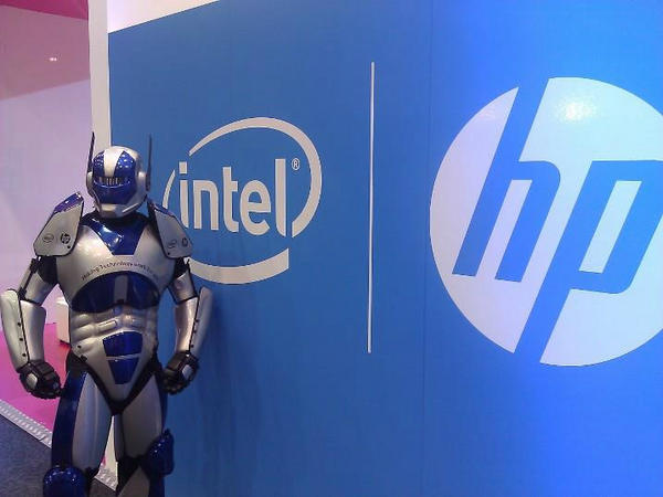 jiancarlop's tweet image. #UltraBot when is your #Xbox game coming?! #hp #Intel #auteched