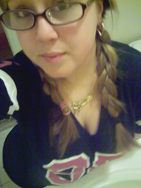 HeyitsBlondiex3's tweet image. i was 16 and skinny urghh growing up sucks #adultissues