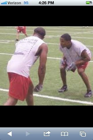 simeoncastille's tweet image. “@Prothro4: @simeoncastille Your first 1 on 1.. #Merked lol http://t.co/Iwgc6fXi” boy stop!! Where'd u find that pic?!! #throwback