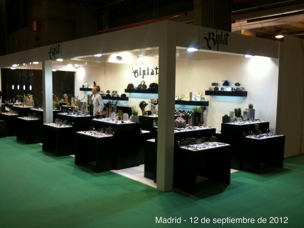 Biplat_Moda tweet picture