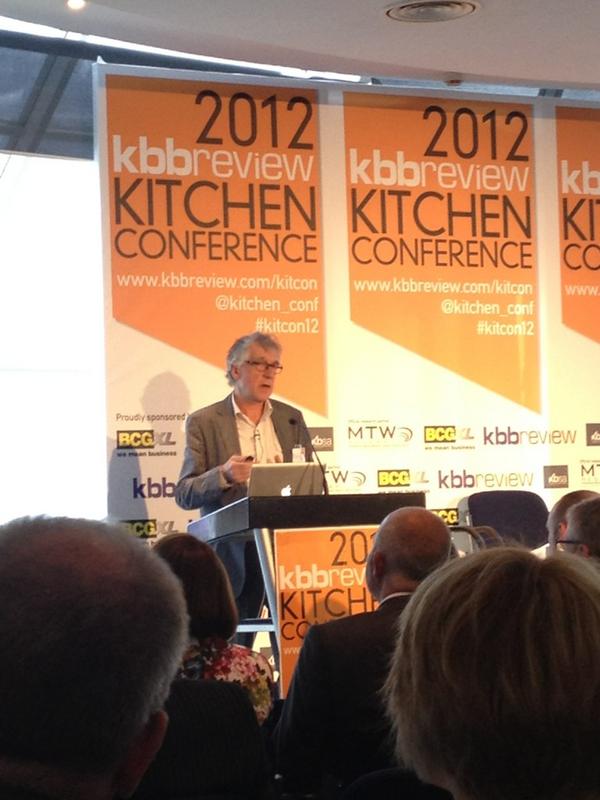 beckykbbreview's tweet image. Guest speaker Johnny Grey, kitchen designer and author, presents his 'Creative Index' to delegates #kitcon12