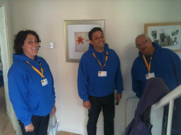 markhurst8's tweet image. “@KidzKlubMilnrow: Well here the team go again. Time for visits! #kidzklub #visits http://t.co/X5ClDWih” see my beautiful wife