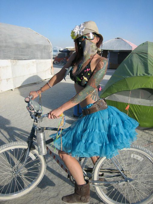#TutuTuesday --  @BurningMan -- #BlackRockCity http://t.co/LF4vTeMD<a href="/tag/tututuesday"class="tags">#TutuTuesday</a><a class="tags" target="_blank" title="On Twitter" href="/?out=eyJ0eXAiOiJKV1QiLCJhbGciOiJIUzUxMiJ9.eyJpYXQiOjE3MjIyODI5ODAsImlzcyI6InR3cG9ybnN0YXJzLmNvbSIsIm5iZiI6MTcyMjI4Mjk4MCwiZXhwIjoxNzUzODE4OTgwLCJyZWRpcmVjdF91cmwiOiJodHRwczovL3R3aXR0ZXIuY29tL0J1cm5pbmdNYW4ifQ.N-w7E3OxMbu0Xp24yyortzdOhNo1Jm3l3KsGsN64lBB96cVz9wegOCksBOXuAhmljChOT-Y4urpm-HTh3ru25Q">@BurningMan</a><a href="/tag/blackrockcity"class="tags">#BlackRockCity</a>