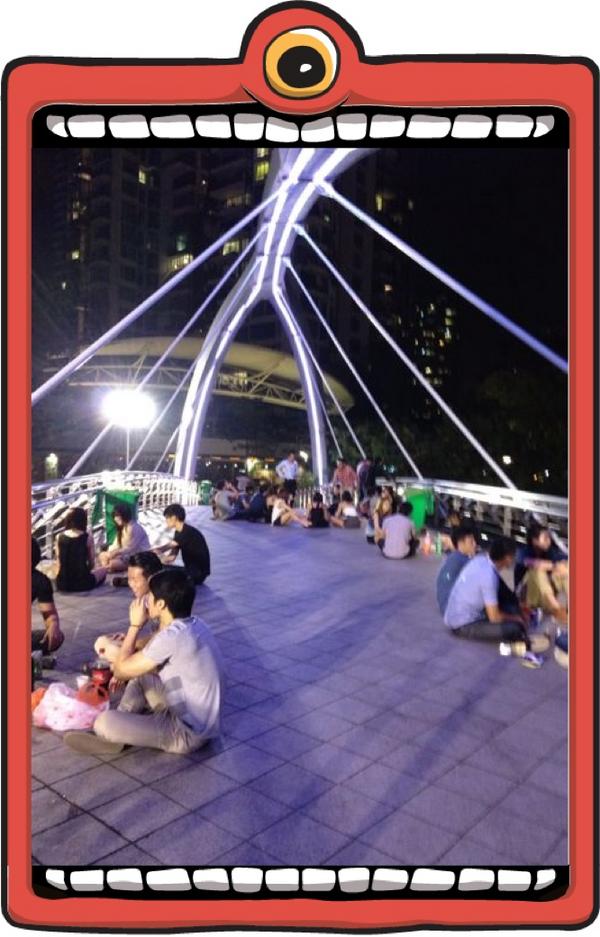 f1point7's tweet photo. Teens hanging out on the bridge near... | View #feecha: http://t.co/jt2DUmZL http://t.co/xixzoTpo