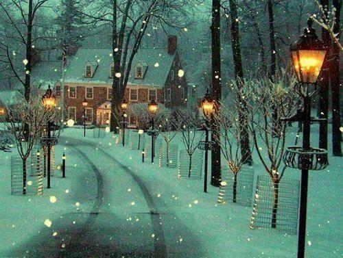 __Miss_Natasha_'s tweet photo. It's cold this morn.... Gettin me right in the mood for this 🎄🎅⛄ #LoveChristmas http://t.co/t2IM14cL