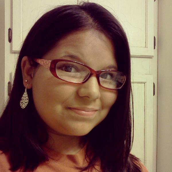 7katty's tweet photo. Hairs awesomely cut and 2nd hole pierced<3 #Thx @crystaldonahue your the best! http://t.co/oTcfjlXY